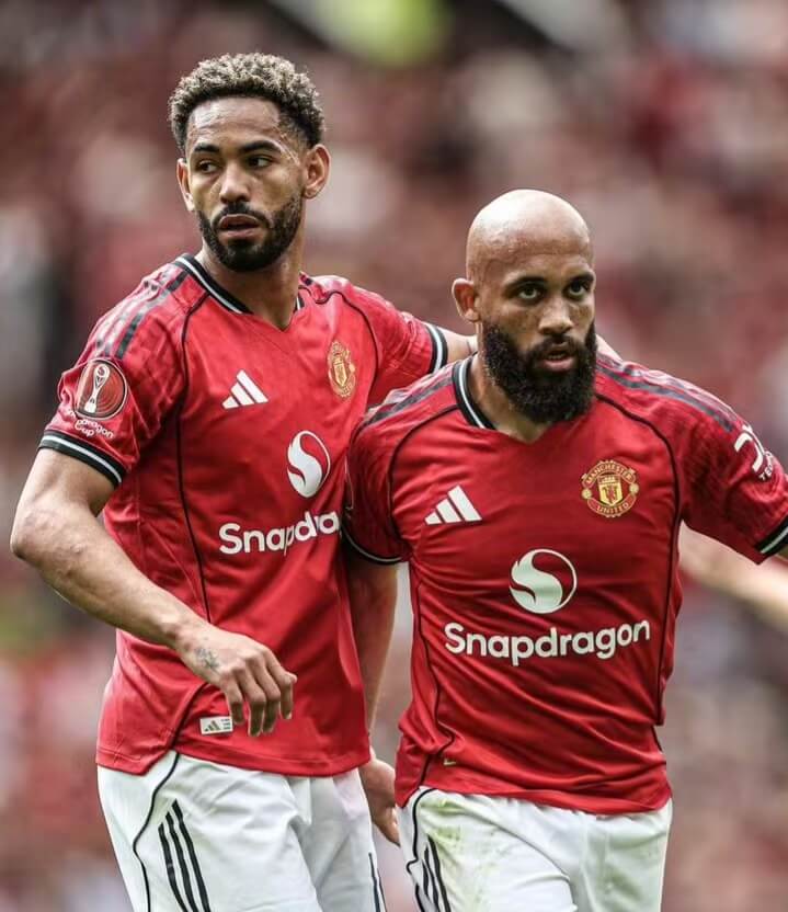 ¿Podrá el reestructurado Manchester United, el Manchester United, romper con la tendencia y resurgir como una nueva fuerza? ¿Podrá el reestructurado Manchester United, el Manchester United, romper con la tendencia y resurgir como una nueva fuerza?